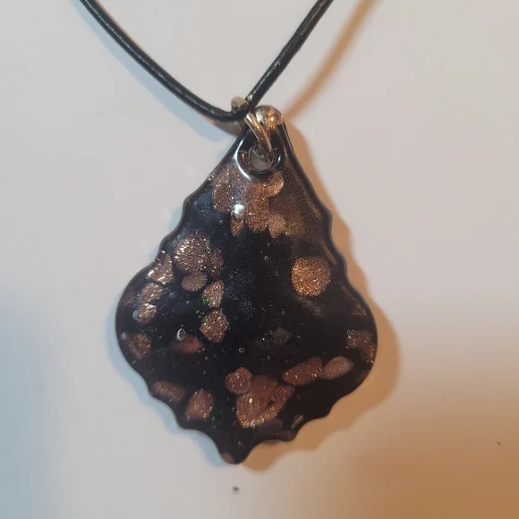 Acrylic pendent on leather string with  lobster lock - Picture 3 of 5